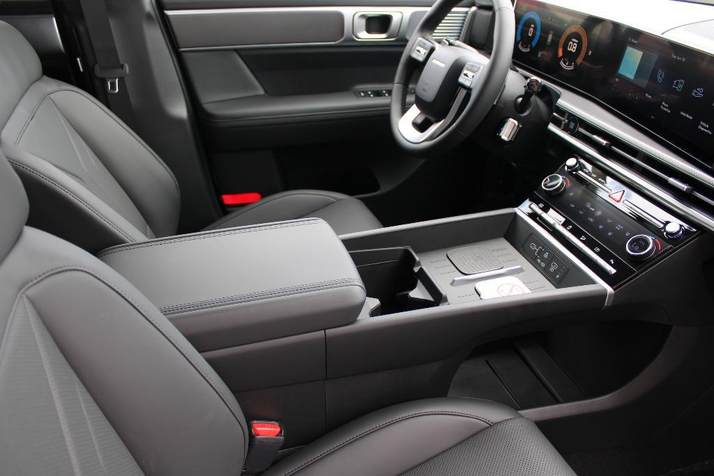 new 2025 Hyundai Santa Fe car, priced at $36,882