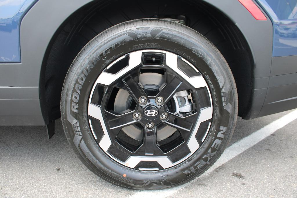 new 2025 Hyundai Santa Fe car, priced at $36,882