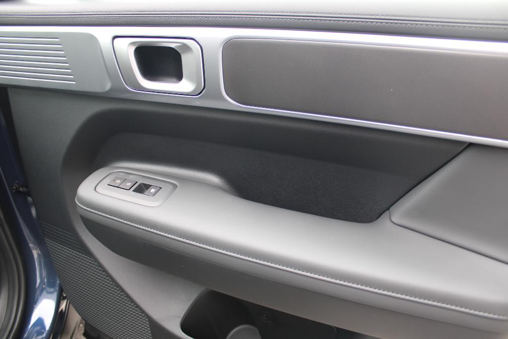 new 2025 Hyundai Santa Fe car, priced at $36,882