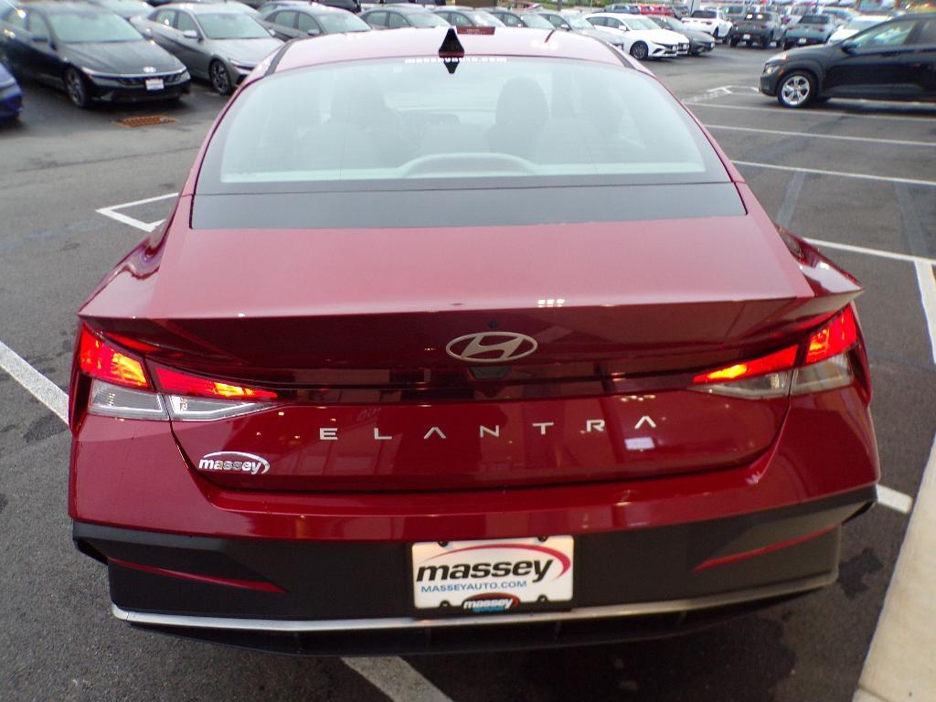 new 2025 Hyundai Elantra car, priced at $23,712