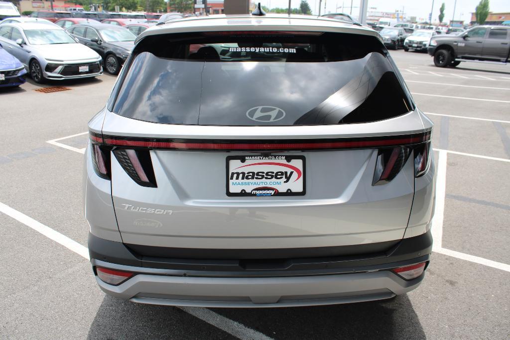 new 2025 Hyundai Tucson car, priced at $38,329