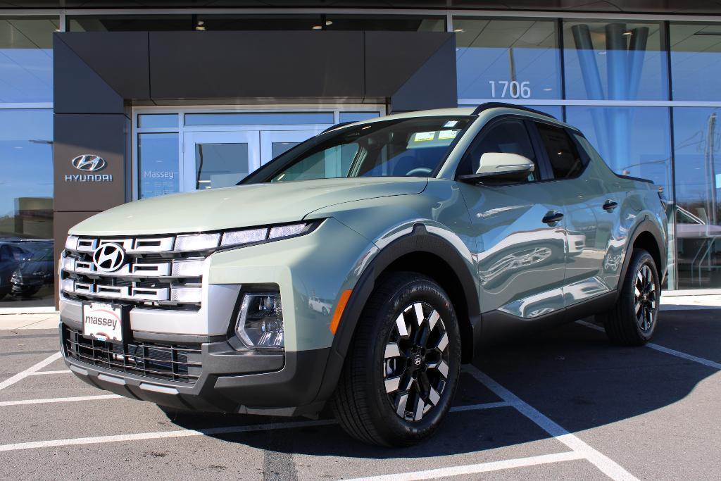 new 2025 Hyundai Santa Cruz car, priced at $32,902