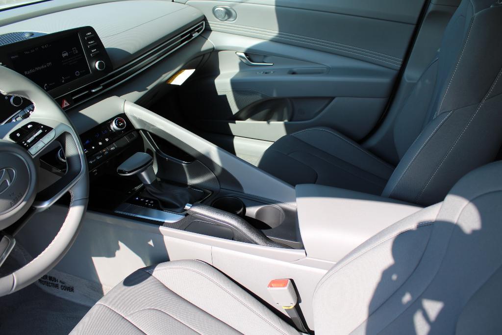 new 2025 Hyundai Elantra car, priced at $23,714