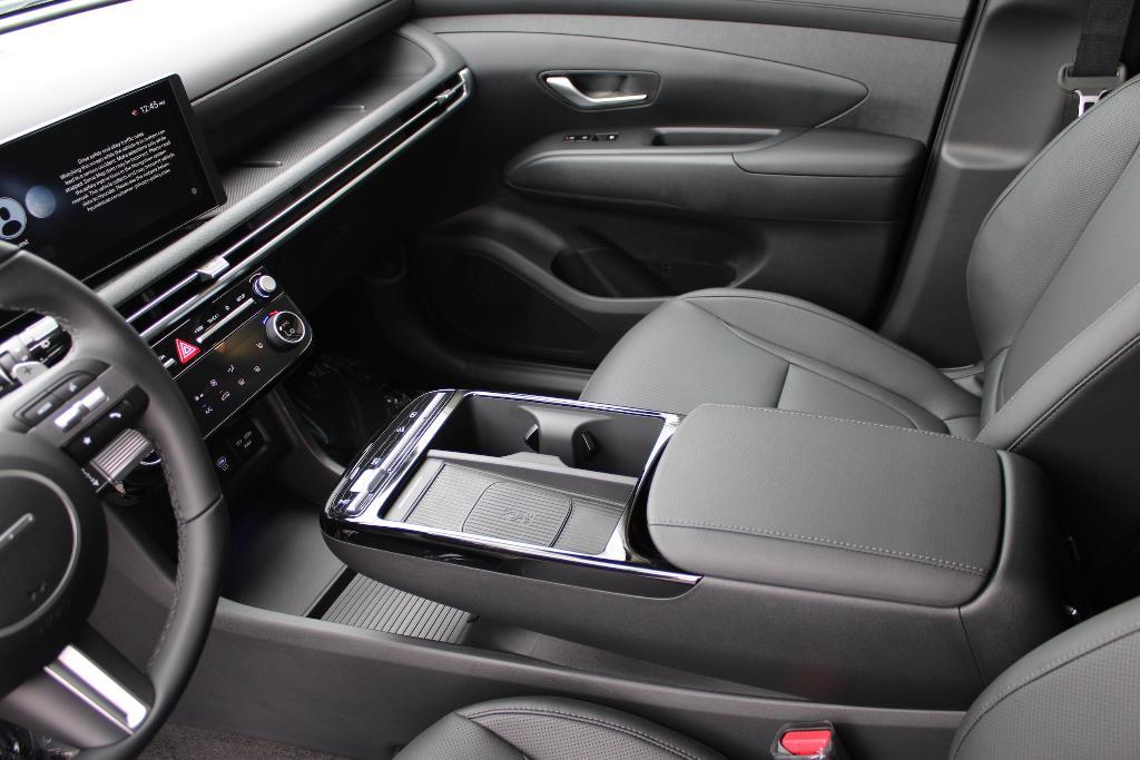 new 2025 Hyundai TUCSON Hybrid car, priced at $36,881