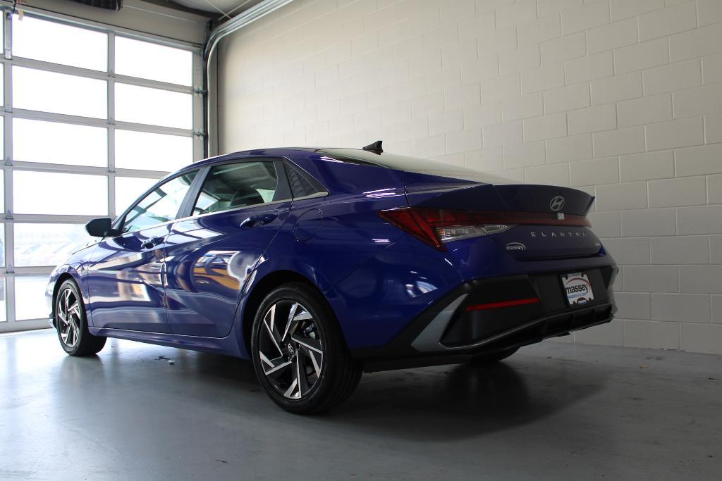 new 2025 Hyundai Elantra car, priced at $26,626