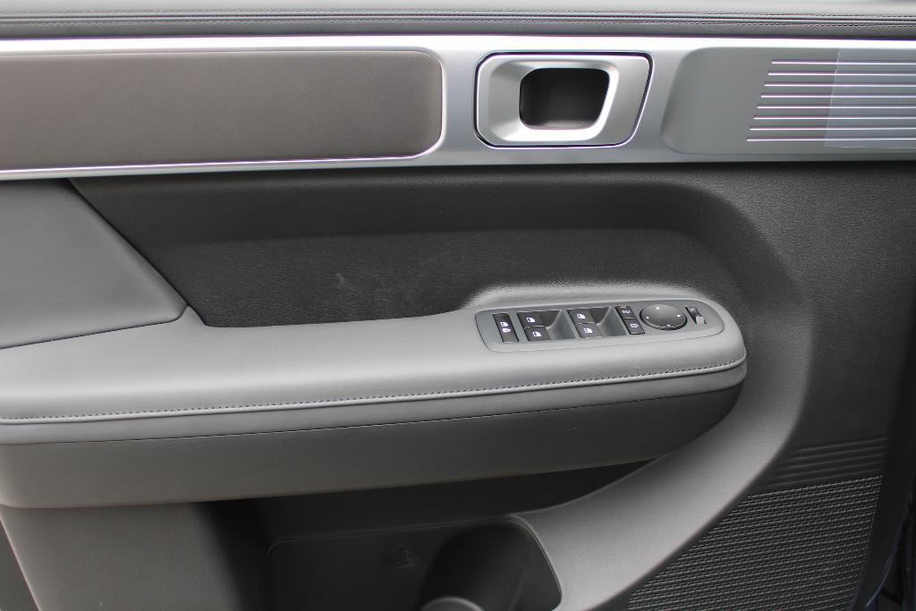 new 2026 Hyundai SANTA FE HEV car, priced at $41,025