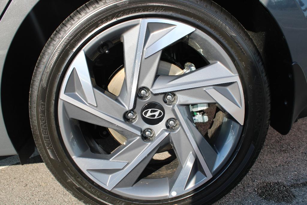 new 2025 Hyundai ELANTRA HEV car, priced at $29,351
