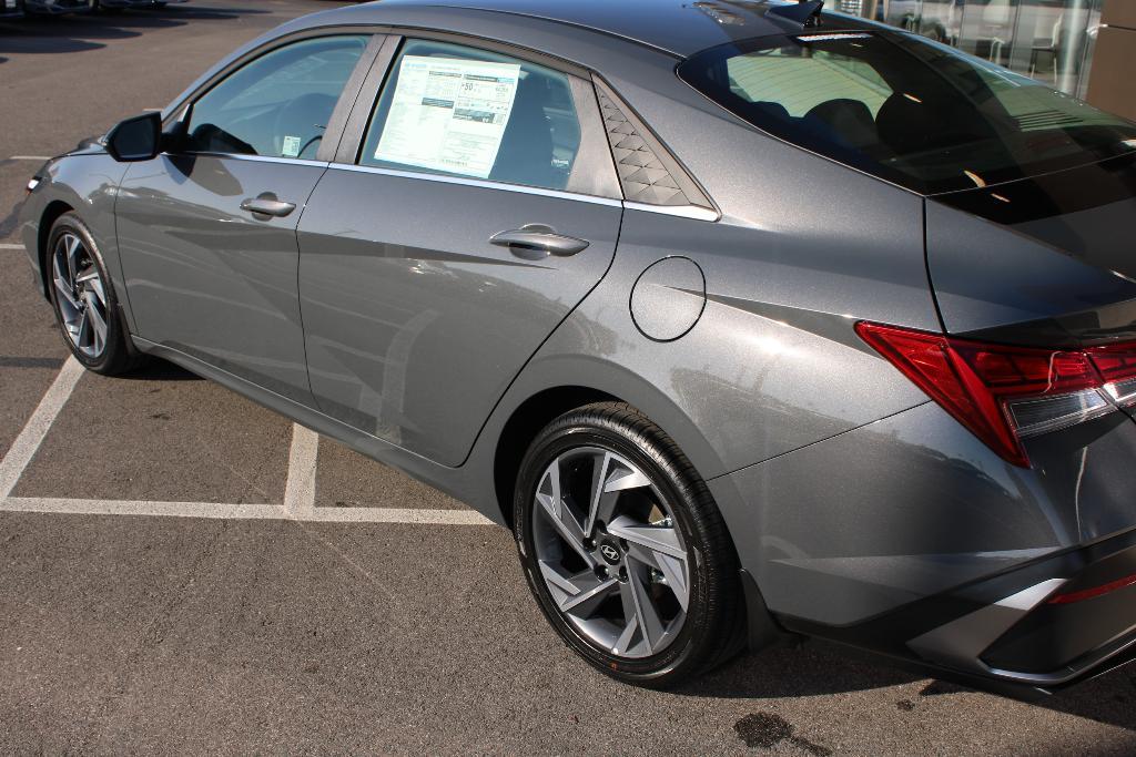 new 2025 Hyundai ELANTRA HEV car, priced at $29,351