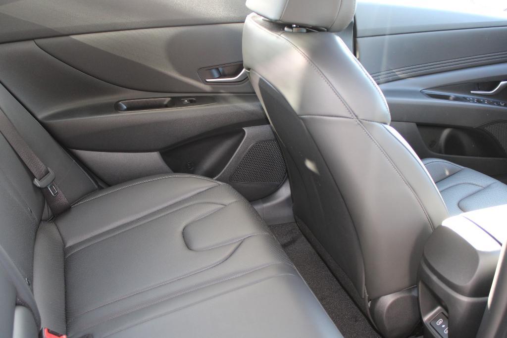 new 2025 Hyundai ELANTRA HEV car, priced at $29,351
