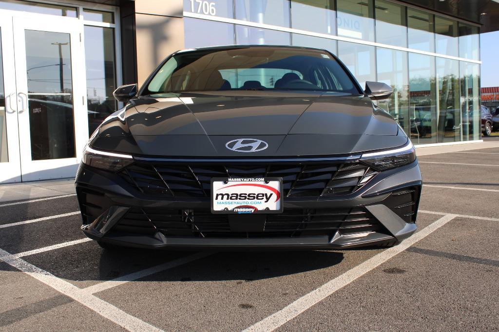 new 2025 Hyundai ELANTRA HEV car, priced at $29,351