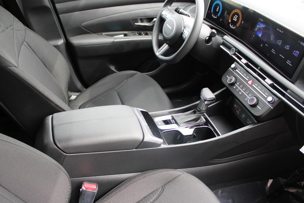 new 2026 Hyundai Tucson car, priced at $31,584