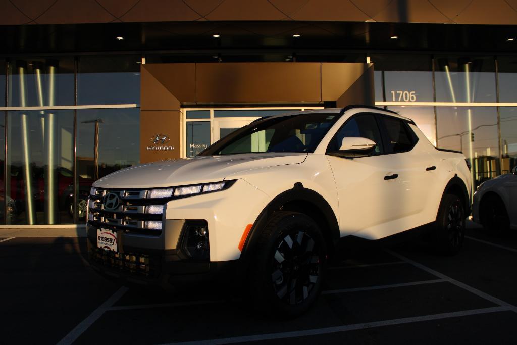 new 2025 Hyundai Santa Cruz car, priced at $35,462