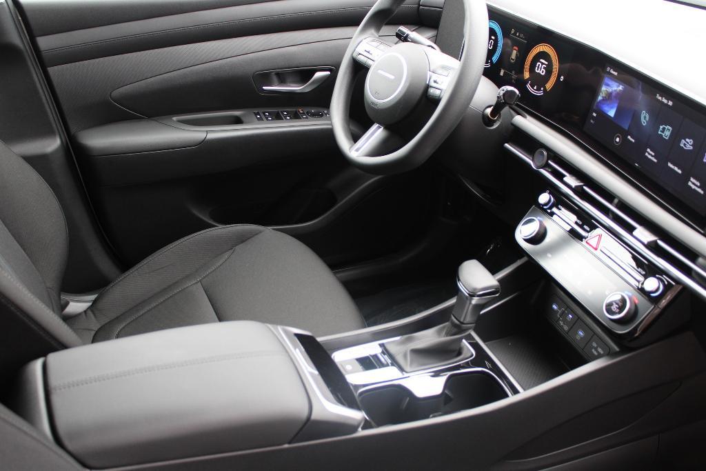 new 2026 Hyundai Tucson car, priced at $33,195