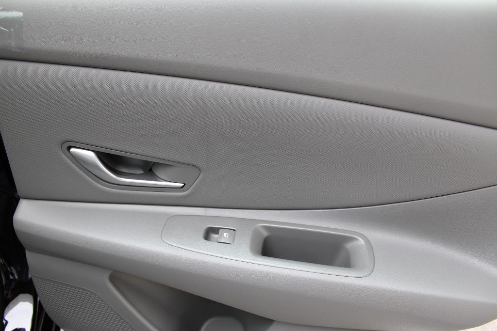 new 2025 Hyundai Elantra car, priced at $23,381
