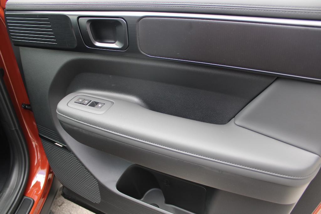 new 2025 Hyundai SANTA FE HEV car, priced at $50,210
