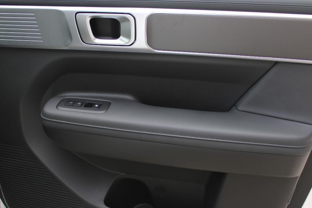 new 2026 Hyundai SANTA FE HEV car, priced at $39,675