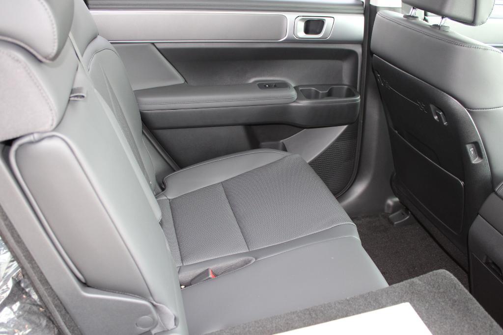 new 2026 Hyundai SANTA FE HEV car, priced at $39,575