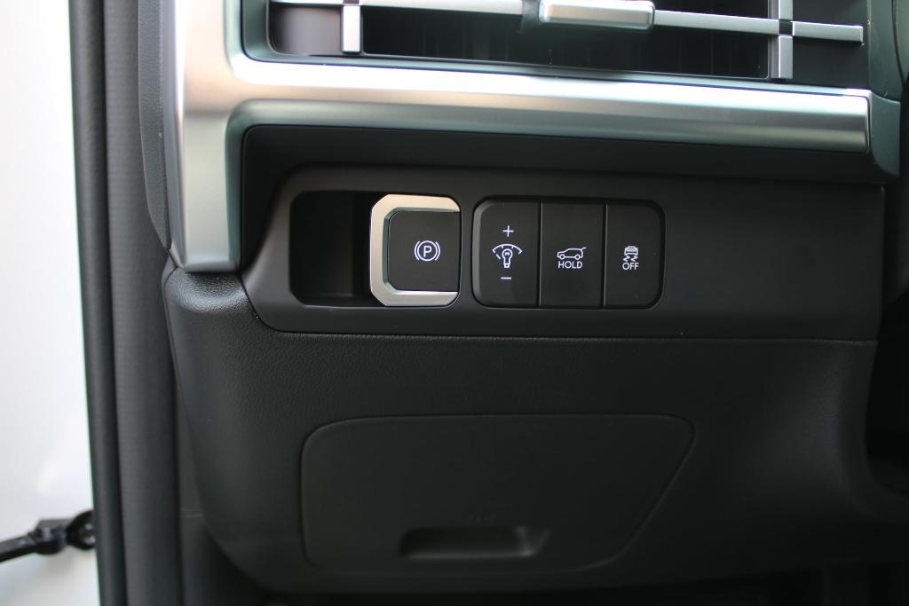 new 2026 Hyundai SANTA FE HEV car, priced at $39,675