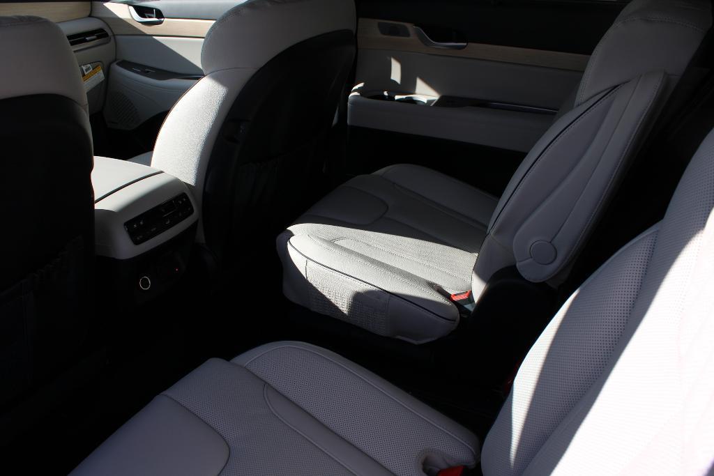 new 2025 Hyundai Palisade car, priced at $51,128