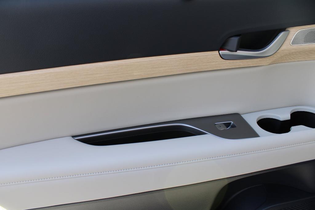 new 2025 Hyundai Palisade car, priced at $51,128