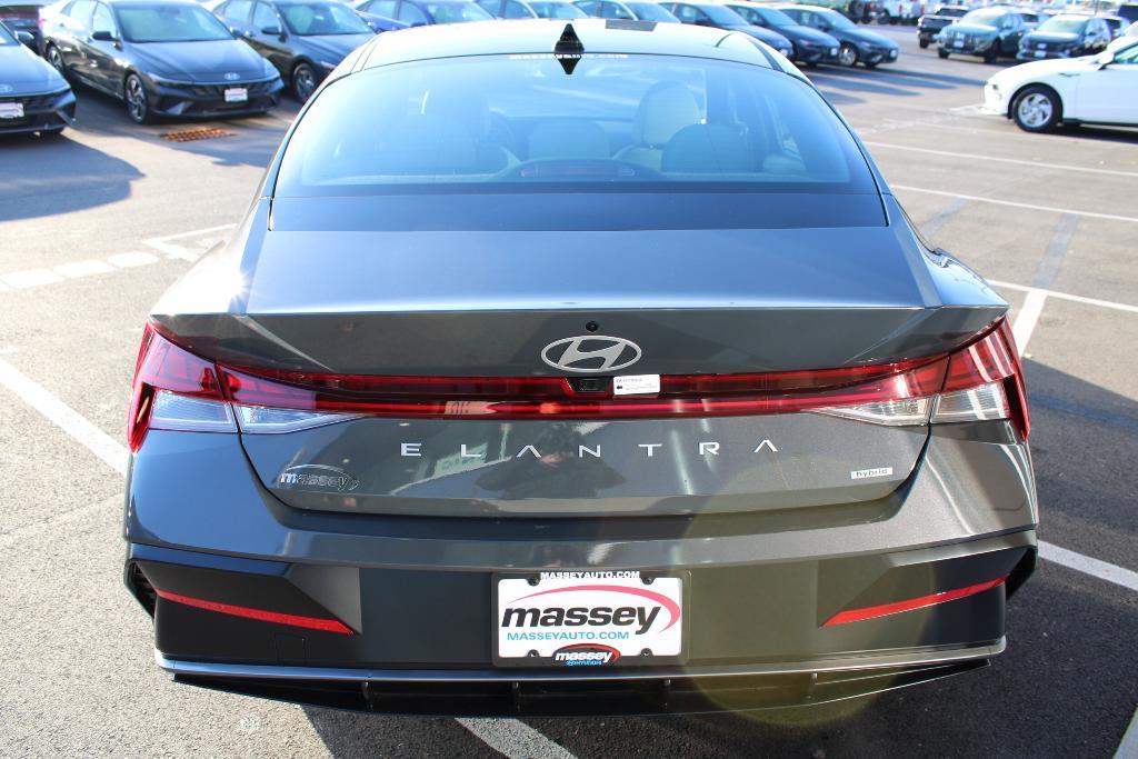 new 2025 Hyundai Elantra HEV car, priced at $29,989