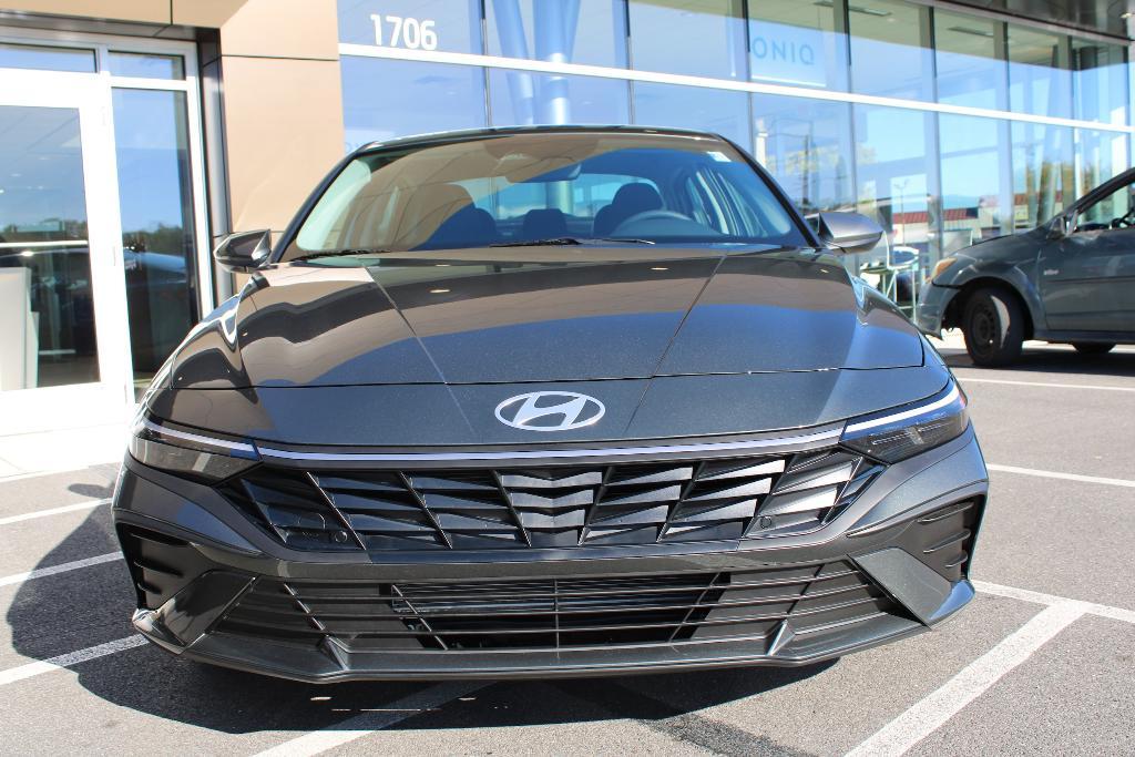 new 2025 Hyundai Elantra car, priced at $21,815