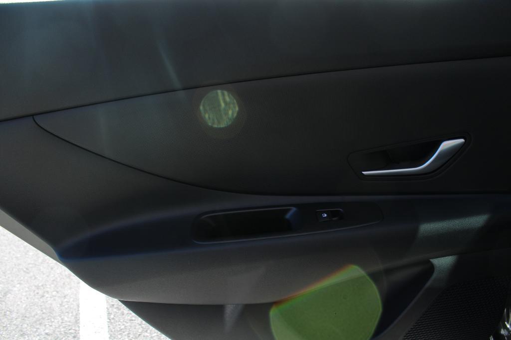 new 2025 Hyundai Elantra car, priced at $21,815