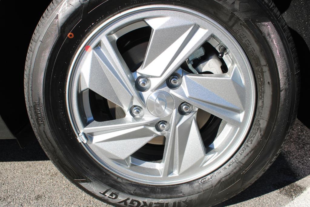 new 2025 Hyundai Elantra car, priced at $21,815