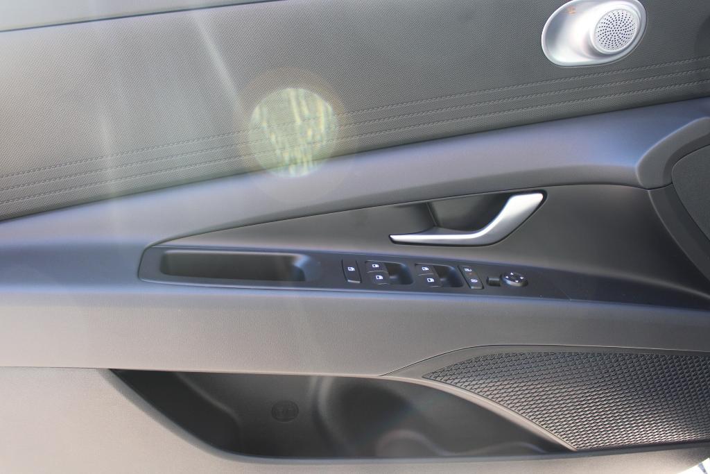 new 2025 Hyundai Elantra car, priced at $21,815