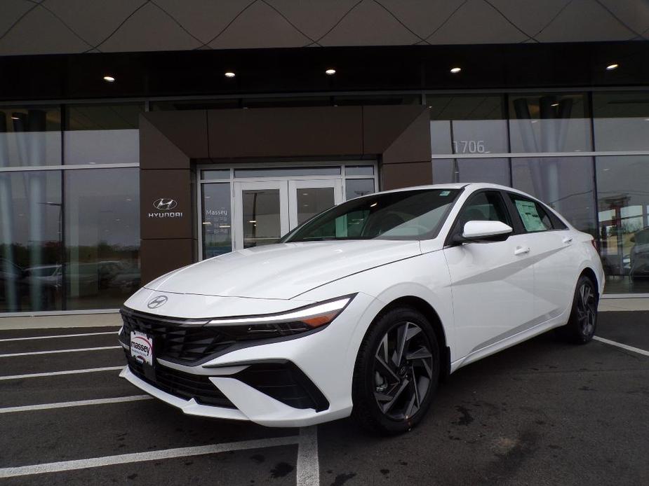 new 2024 Hyundai Elantra car, priced at $26,224