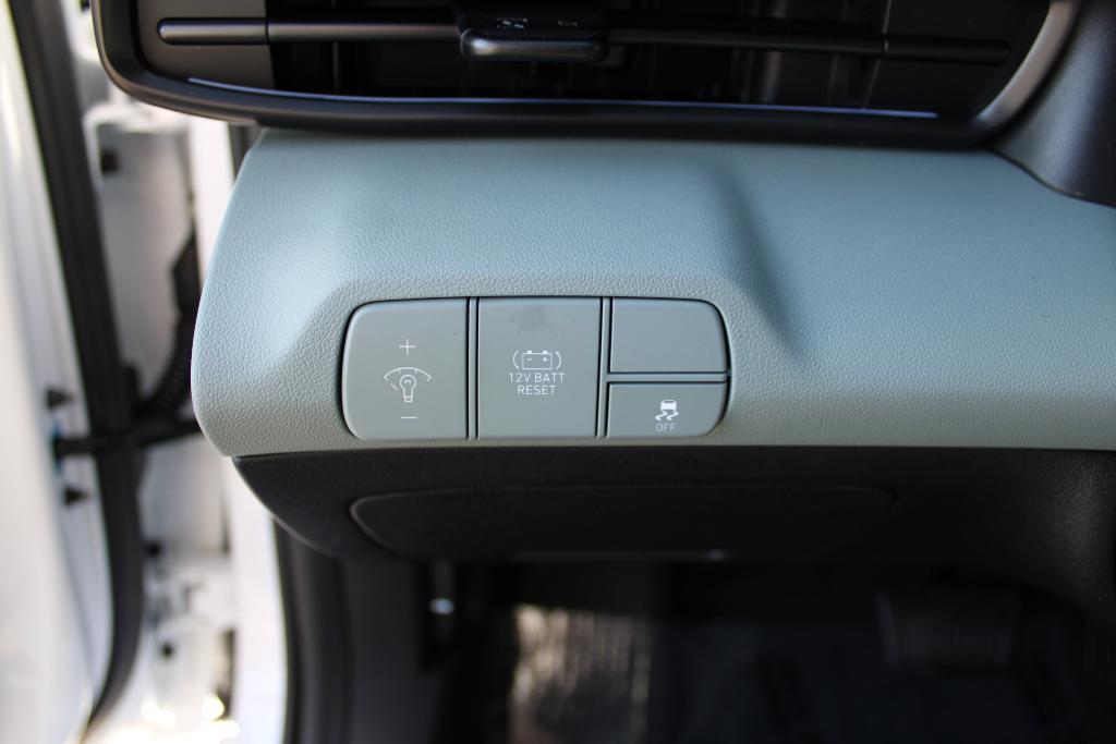 new 2025 Hyundai ELANTRA HEV car, priced at $30,533