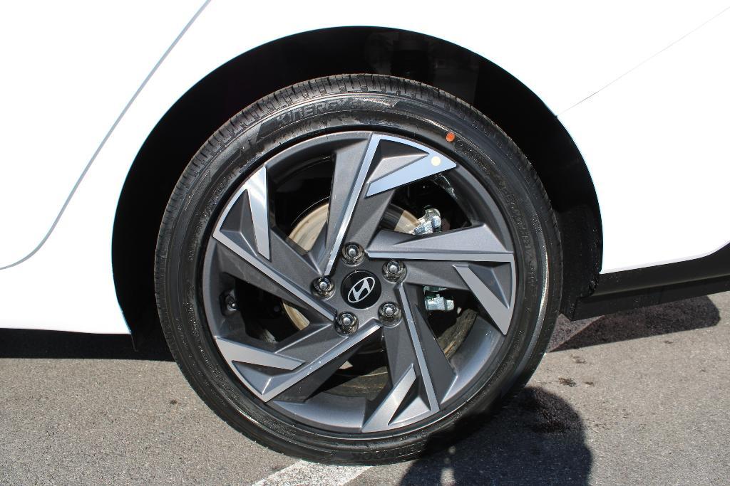 new 2025 Hyundai ELANTRA HEV car, priced at $31,503