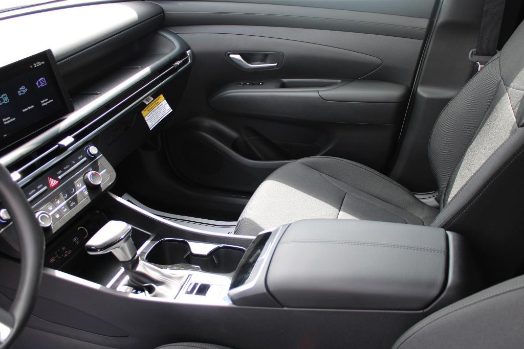 new 2026 Hyundai Tucson car, priced at $30,624