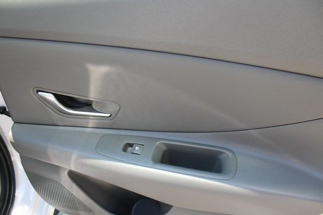 used 2024 Hyundai Elantra car