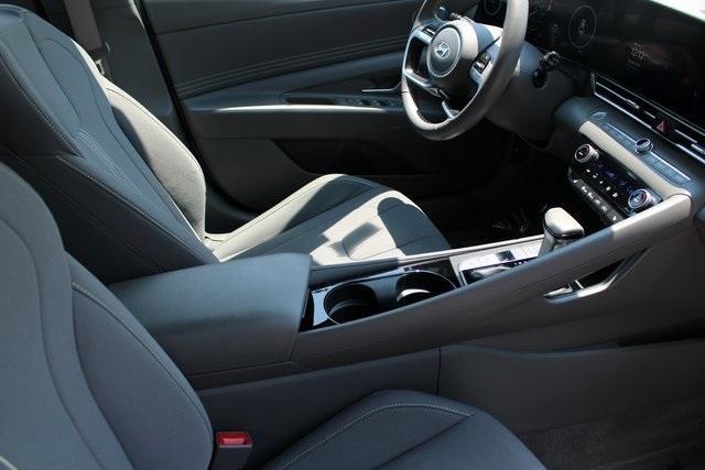 used 2024 Hyundai Elantra car
