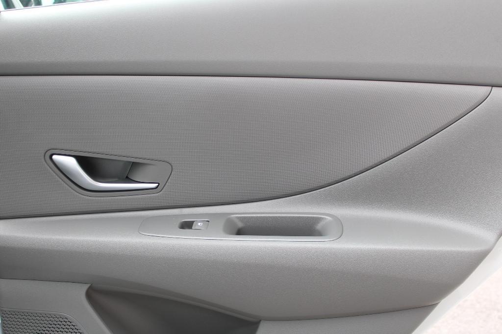 new 2025 Hyundai ELANTRA HEV car, priced at $25,803