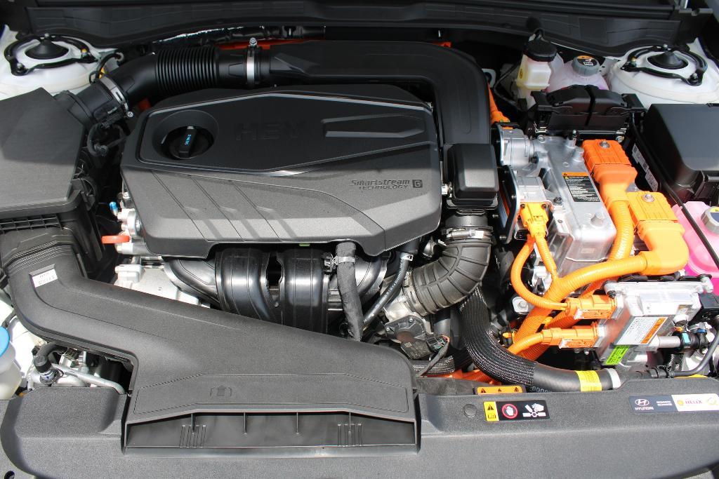 new 2025 Hyundai Sonata Hybrid car, priced at $31,774