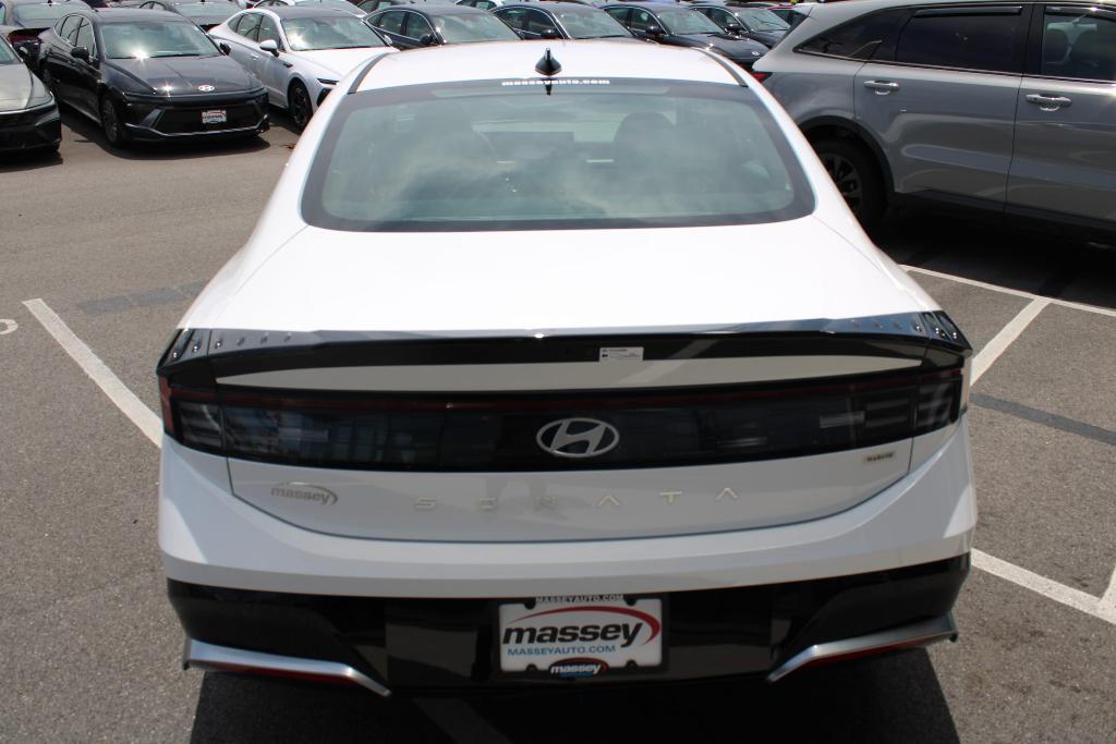 new 2025 Hyundai Sonata Hybrid car, priced at $31,774