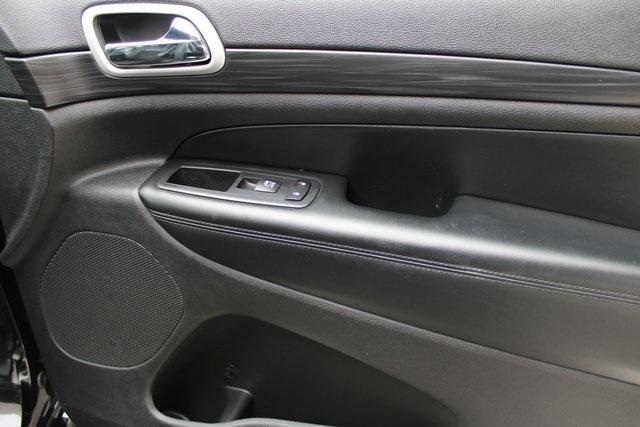 used 2020 Jeep Grand Cherokee car, priced at $23,524