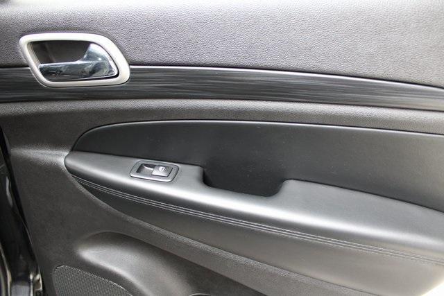 used 2020 Jeep Grand Cherokee car, priced at $23,524
