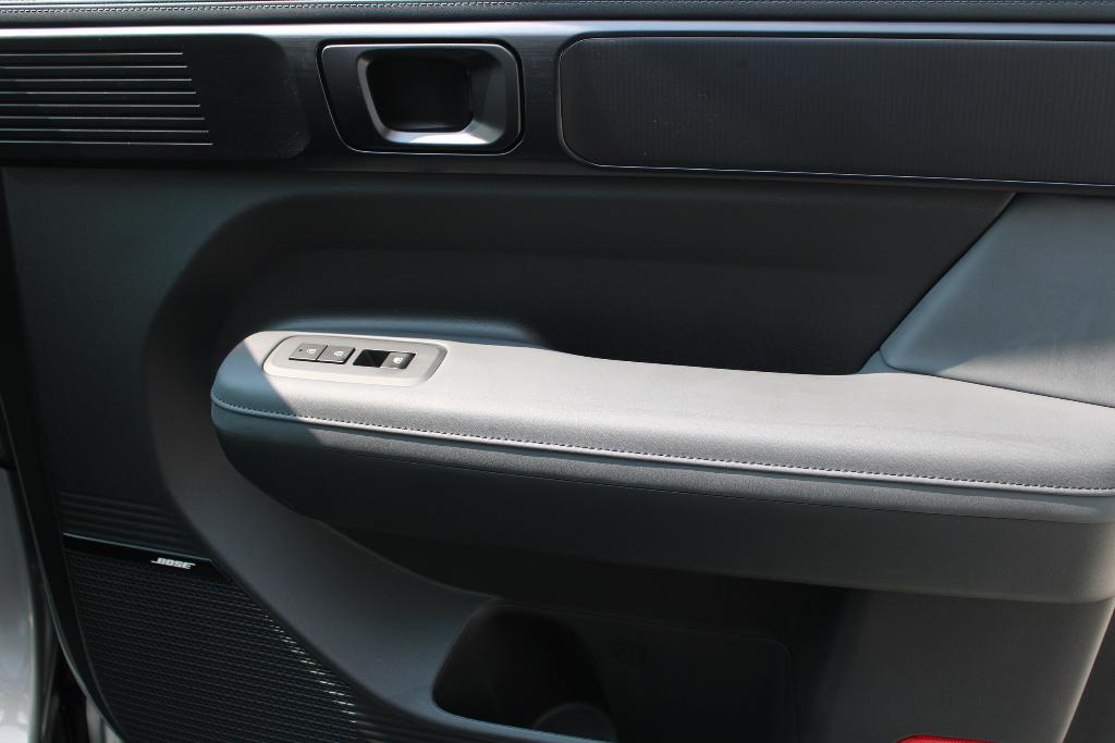 new 2025 Hyundai Santa Fe car, priced at $48,368