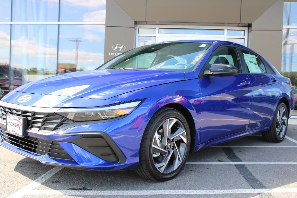 new 2025 Hyundai Elantra car, priced at $23,244