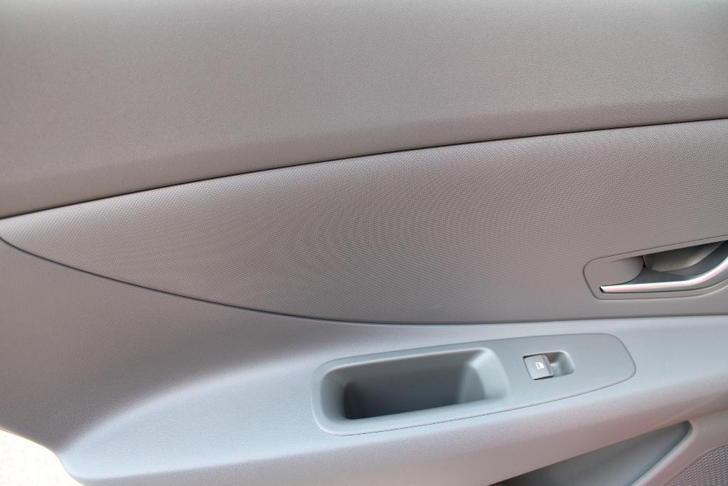 new 2025 Hyundai ELANTRA HEV car