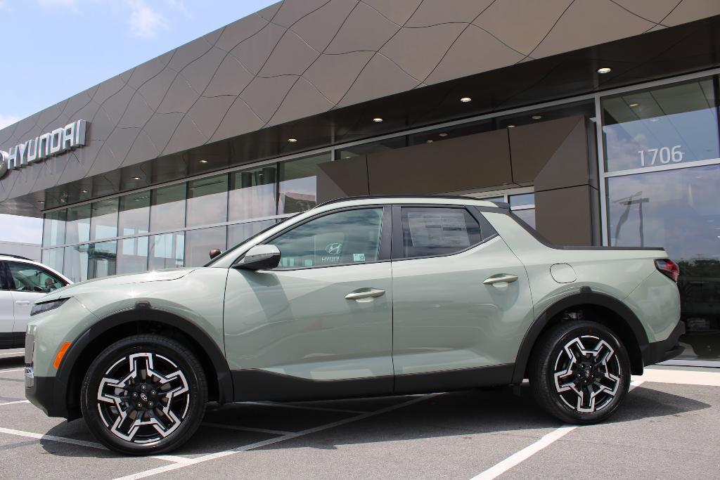 new 2025 Hyundai SANTA CRUZ car, priced at $43,297