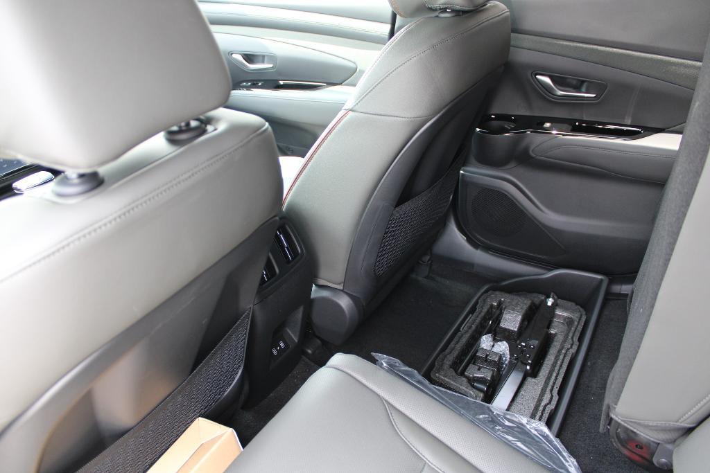 new 2025 Hyundai SANTA CRUZ car, priced at $43,297