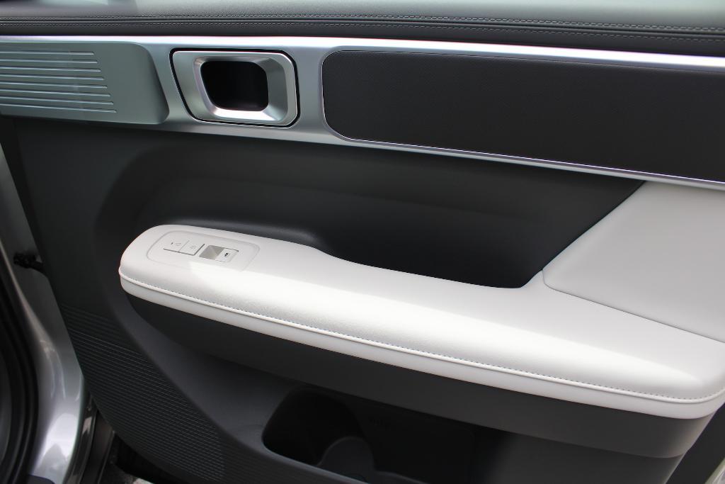 new 2025 Hyundai Santa Fe car, priced at $38,962