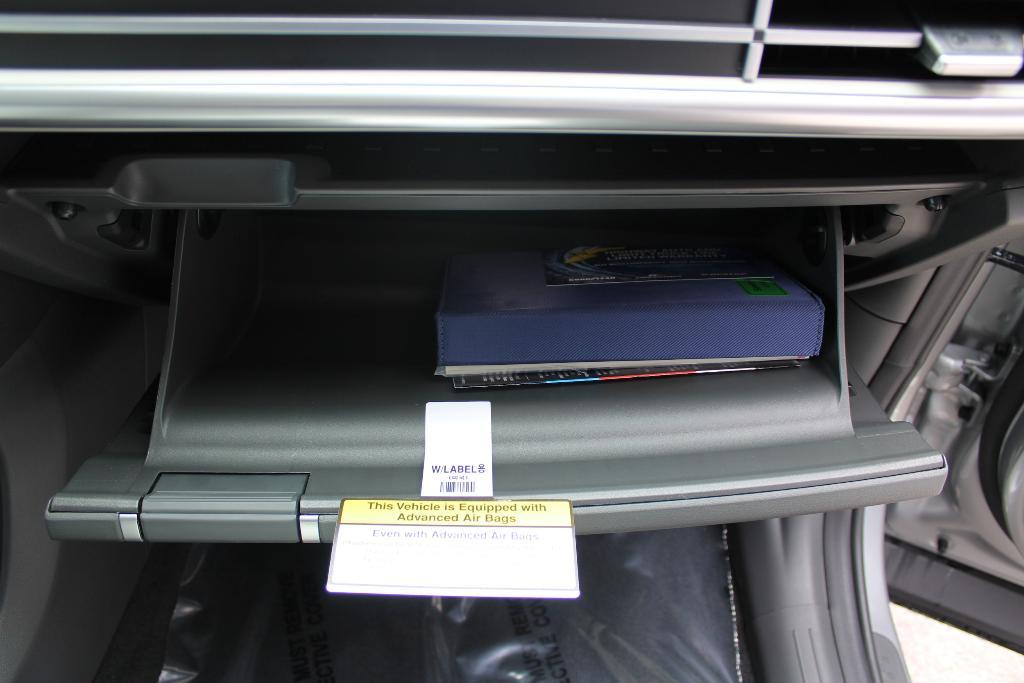 new 2025 Hyundai Santa Fe car, priced at $38,962