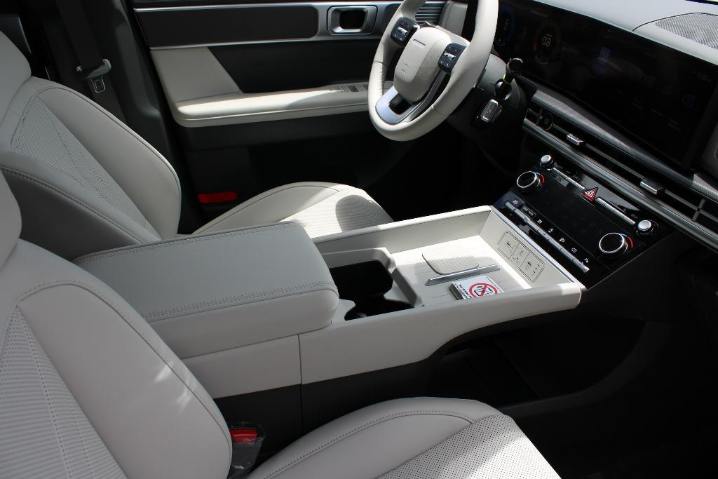 new 2025 Hyundai Santa Fe car, priced at $38,962