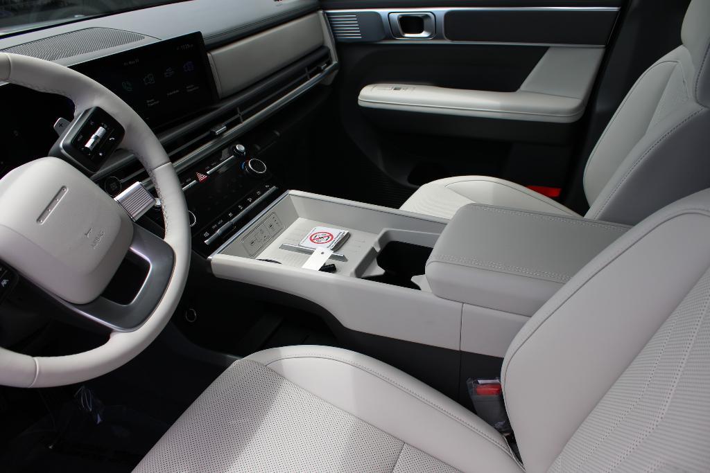 new 2025 Hyundai Santa Fe car, priced at $38,962