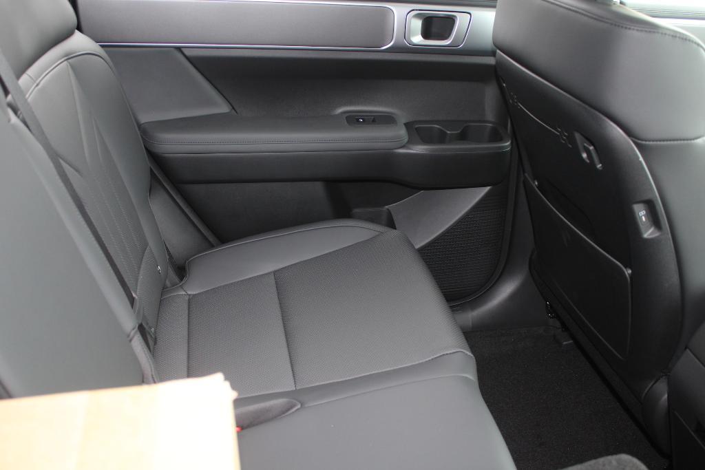 new 2026 Hyundai SANTA FE HEV car, priced at $39,550